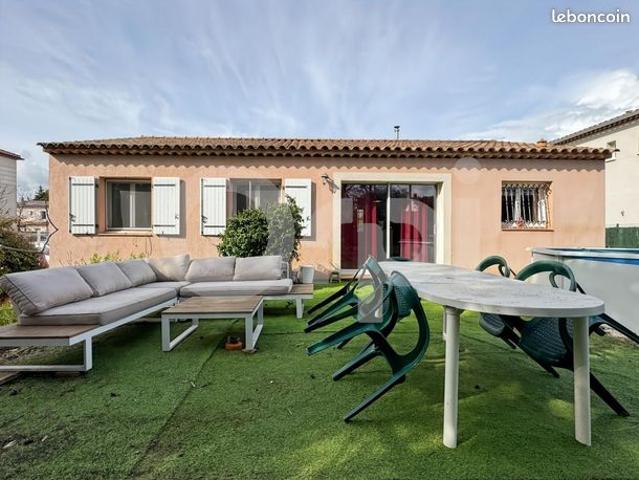 Maison vente à Arrondissement de Toulon, La Crau
