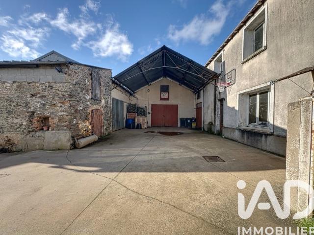Maison vente à Angers, Beaulieu-sur-layon