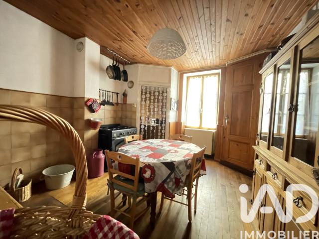 Maison vente à Nantua, Jujurieux