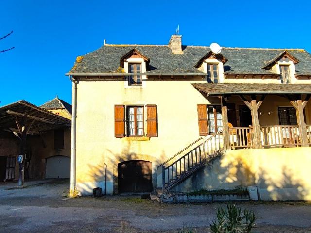 Maison vente à Villefranche-de-Rouergue, Valzergues