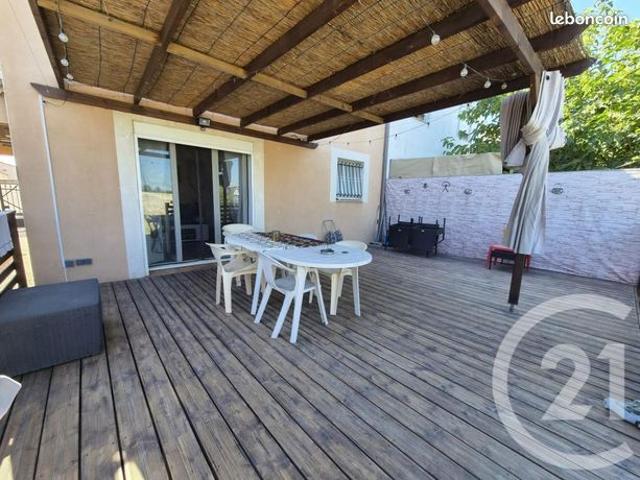 Maison vente à Nîmes, Aubord