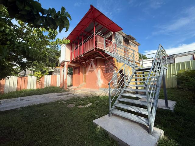 Maison vente à Petit-Pérou, Les Abymes