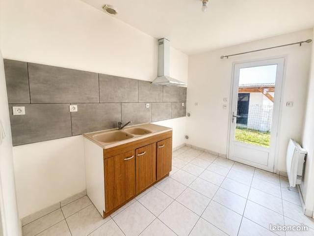 Maison vente à Cholet, Yzernay