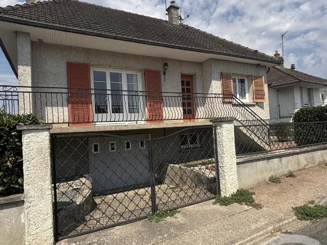 Maison location à Moulins, Lusigny