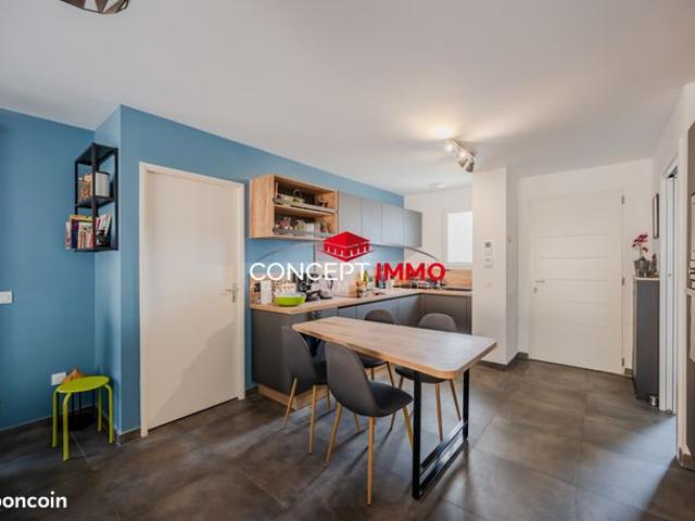 Maison vente à Arrondissement de Toulon, Le Revest-les-eaux