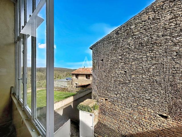 Maison vente à Mâcon, Verzé