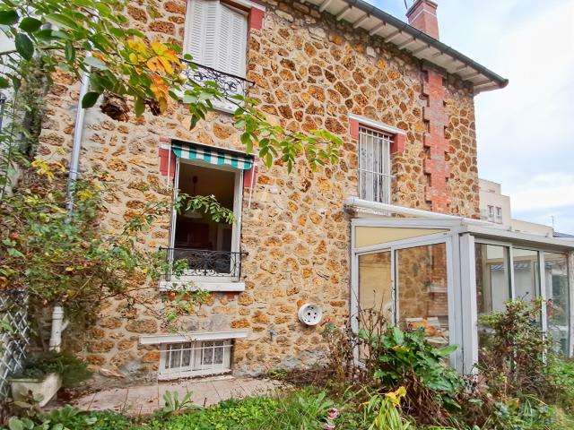 Maison vente à Nanterre, Suresnes