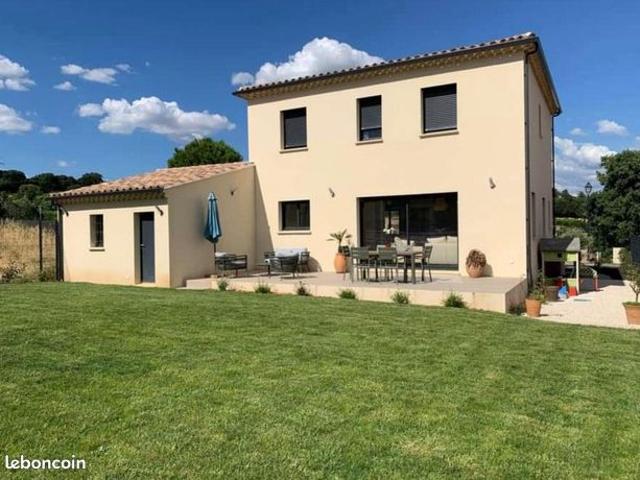 Maison vente à Nîmes, Villeneuve-lès-avignon