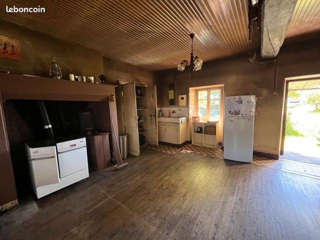 Maison vente à Nontron, Thiviers