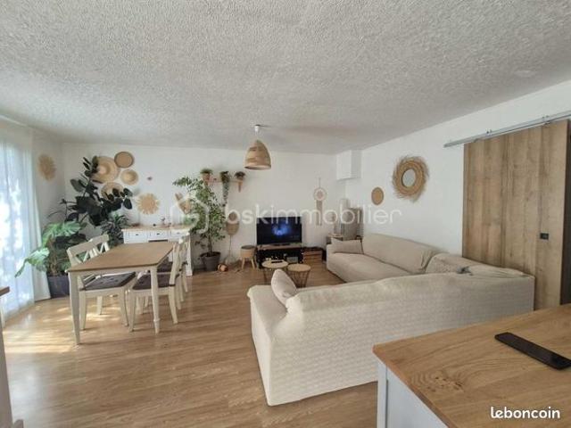 Maison vente à Arrondissement de Toulon, La Crau
