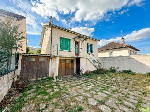 Maison vente à Corbeil-Essonnes, Essonne