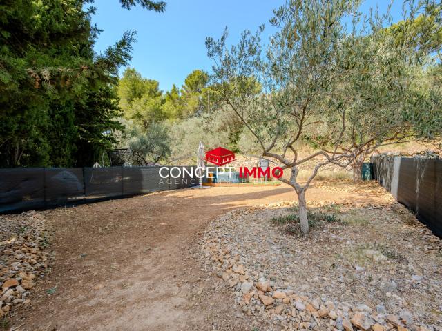 Maison vente à Arrondissement de Toulon, Le Revest-les-eaux