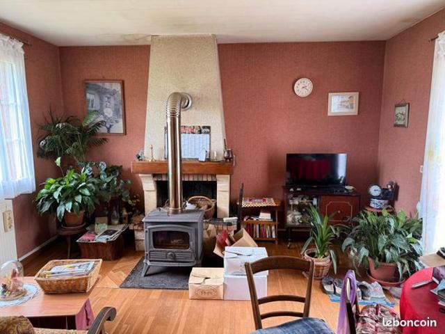 Maison vente à Lesterps, Charente