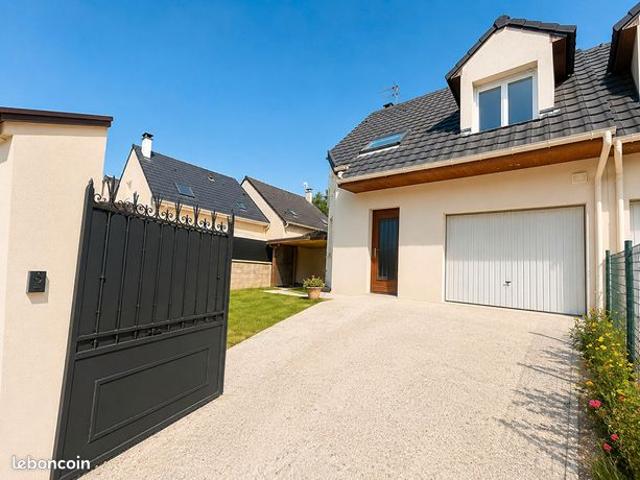 Maison vente à Torcy, Pomponne