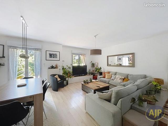 Maison vente à Nantes, Bouguenais