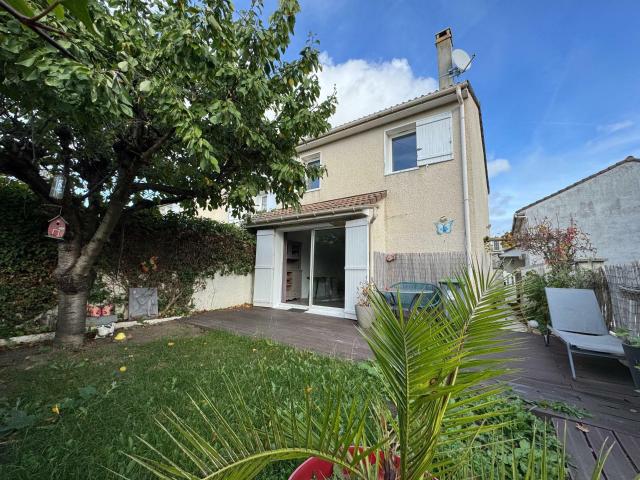 Maison vente à Saint-Germain-en-Laye, Carrières-sous-poissy