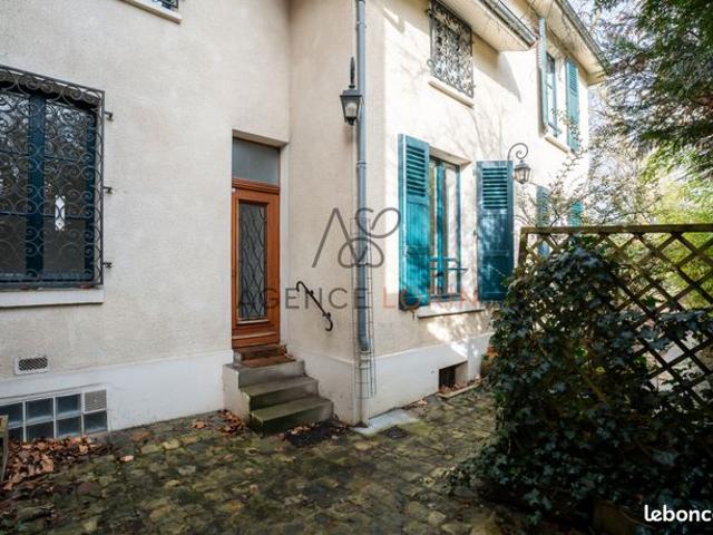 Maison vente à Saint-Germain-en-Laye, Le Vésinet