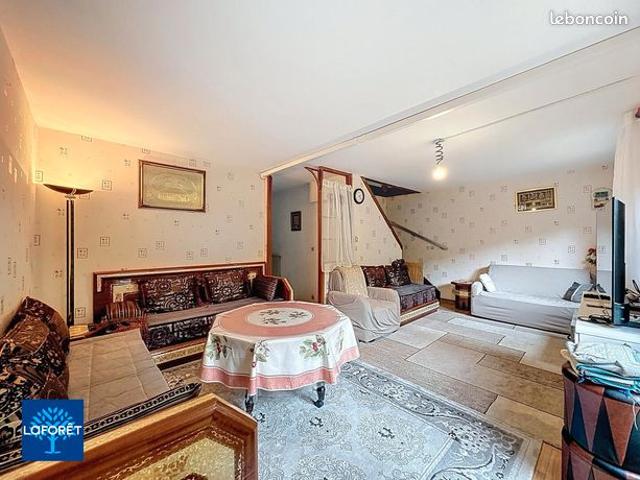 Maison vente à Évry, Petit-bourg