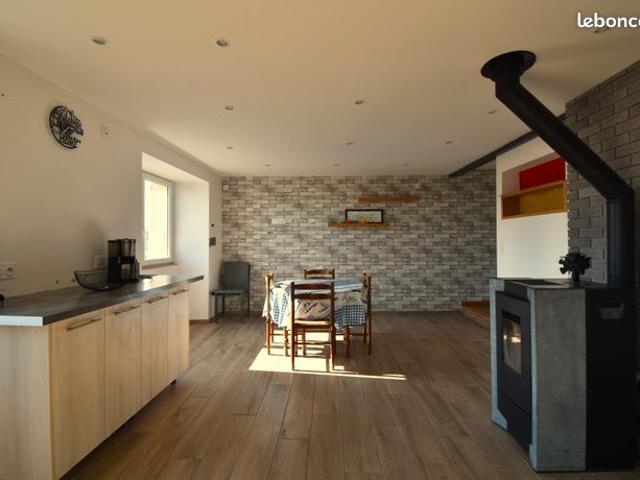 Maison vente à Châteauneuf-de-Vernoux, Ardèche