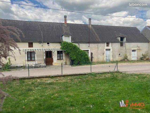 Maison vente à Auxerre, Sougères-en-puisaye