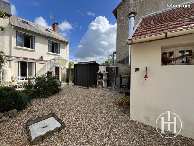 Maison vente à Montluçon, Viplaix