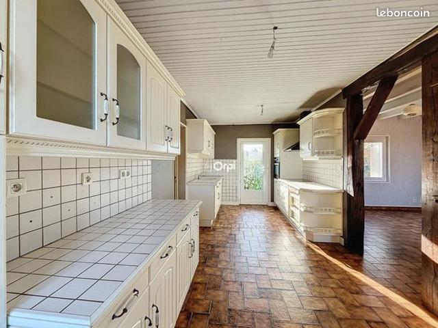 Maison vente à Montluçon, Chamblet