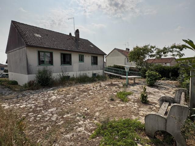 Maison vente à Issoudun, Reuilly