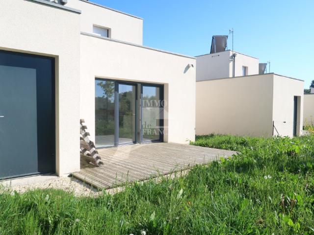 Maison location à Laval, Forcé