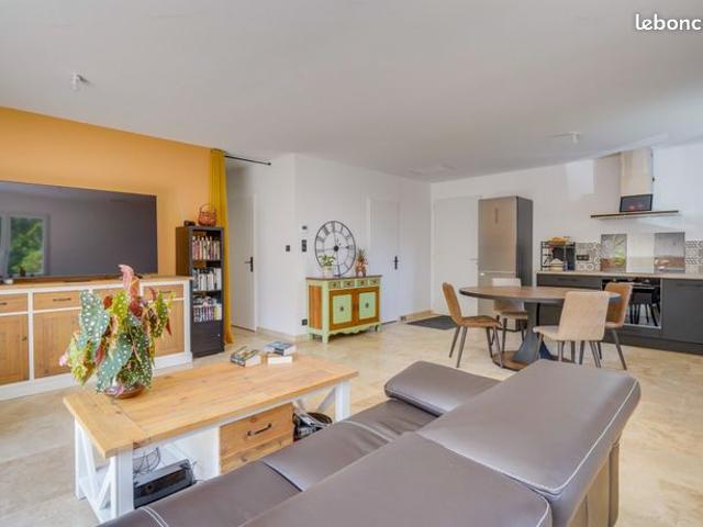 Maison vente à Jonzac, Montlieu-la-garde