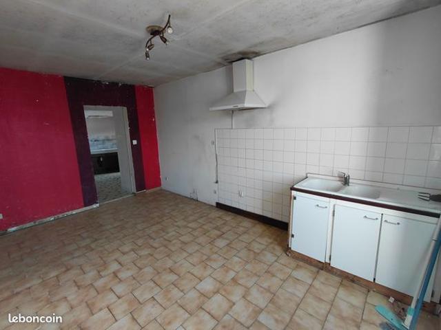 Maison vente à Saumur, Cheviré-le-rouge