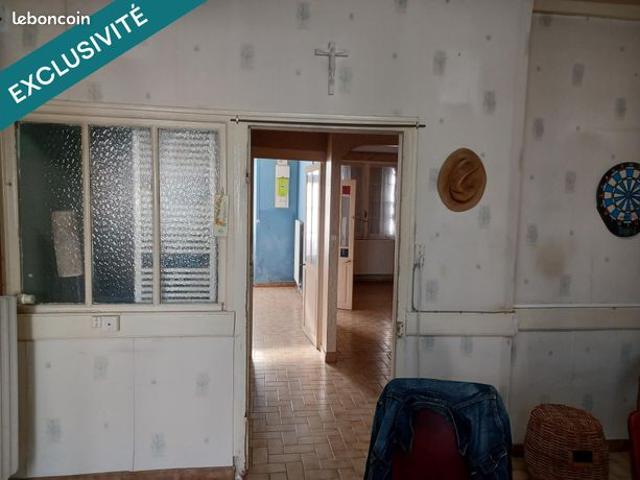 Maison vente à Confolens, Aigre