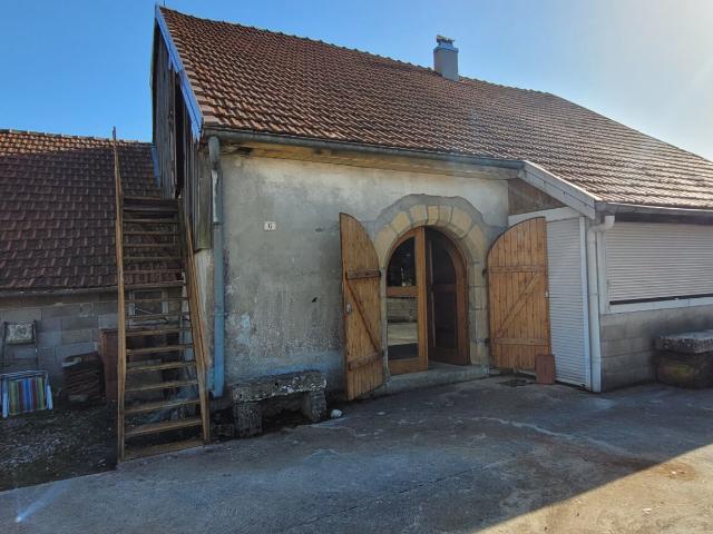 Maison vente à Lons-le-Saunier, Cuvier