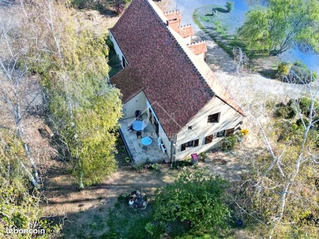 Maison vente à Bourbon-l'Archambault, Allier