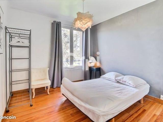 Maison vente à Oloron-Sainte-Marie, Gurmençon