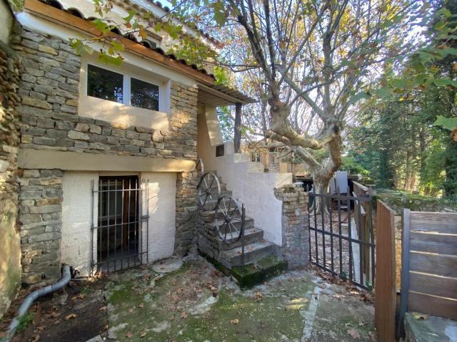 Maison location à Nîmes, Domazan