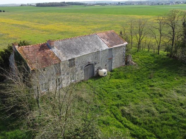 Maison vente à Les Grelets, Pouant