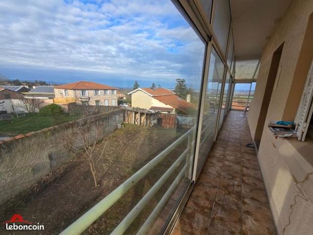 Maison vente à Roanne, Saint-cyr-de-favières