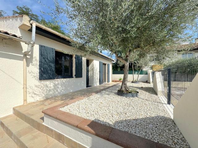 Maison vente à Nîmes, Générac