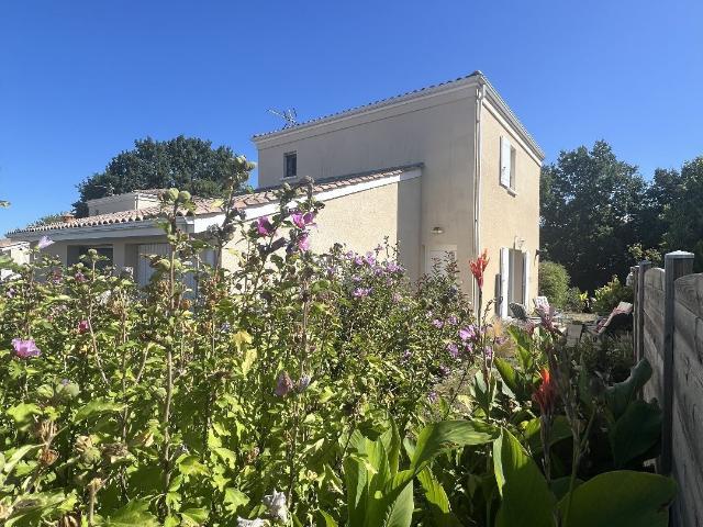 Maison vente à Moulin de Lissandre, Branne