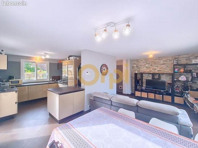 Maison vente à Viry, Jura