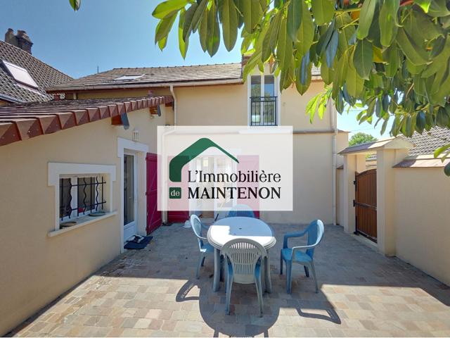 Maison vente à Chartres, Pierres