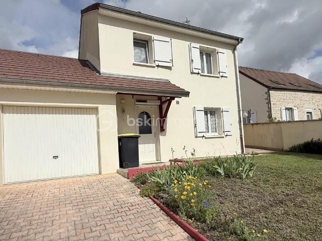 Maison vente à Dijon, Athée