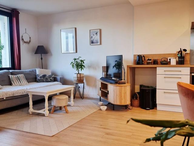 Maison vente à Angers, Sainte-gemmes-sur-loire