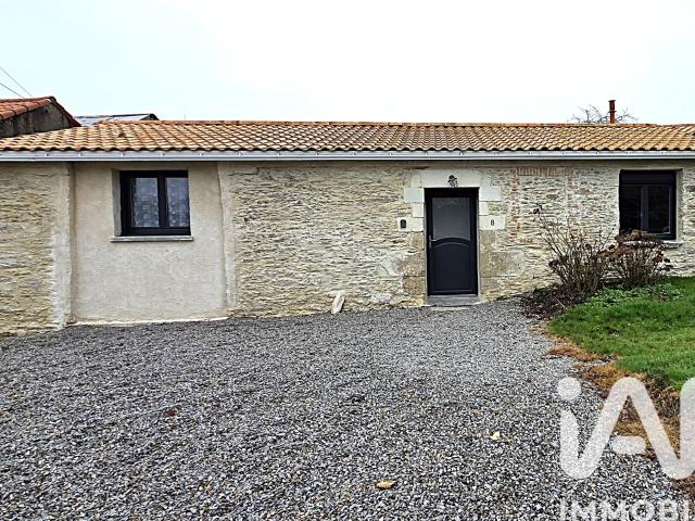 Maison vente à Nantes, Saint-même-le-tenu