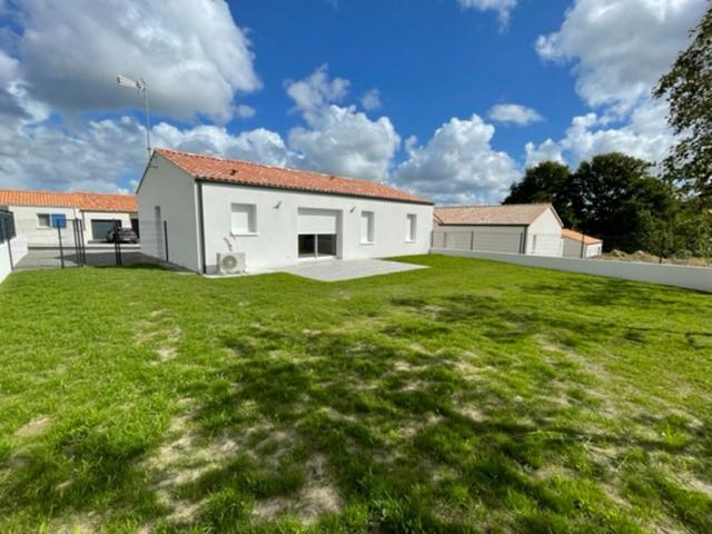 Maison vente à Saint-georges-de-pointindoux, Les Moulières
