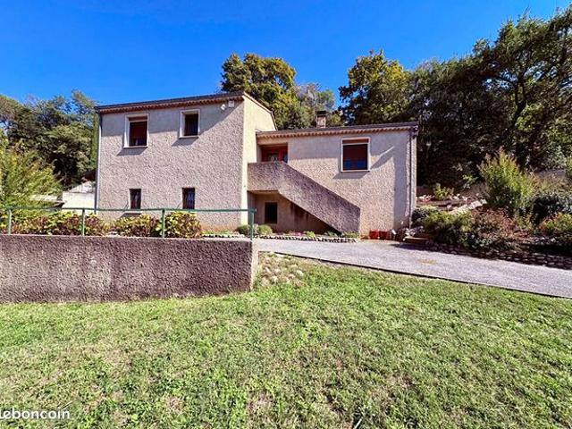 Maison vente à Saint-péray, Guadeloupe