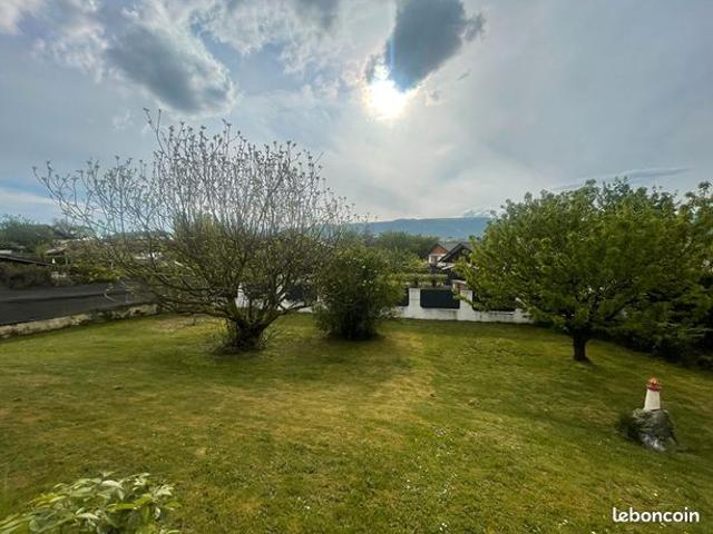 Maison vente à Annecy, Sales