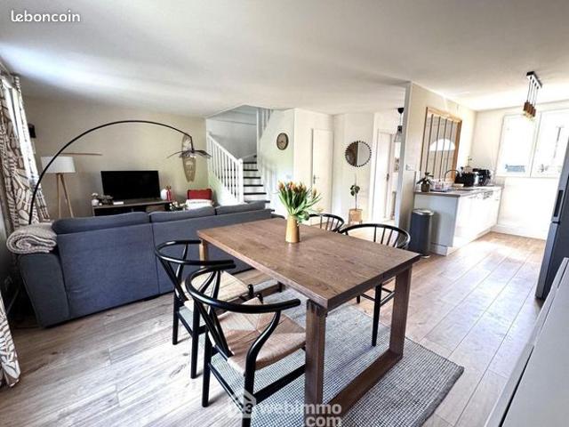 Maison vente à Évry, Bondoufle