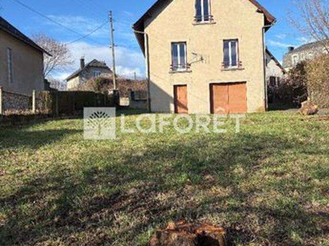 Maison vente à Mauriac, Riom-ès-montagnes
