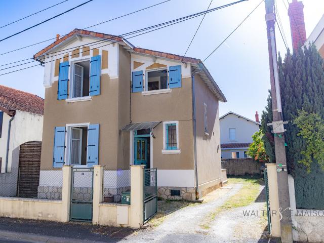 Maison vente à Angoulême, Aignes-et-puypéroux
